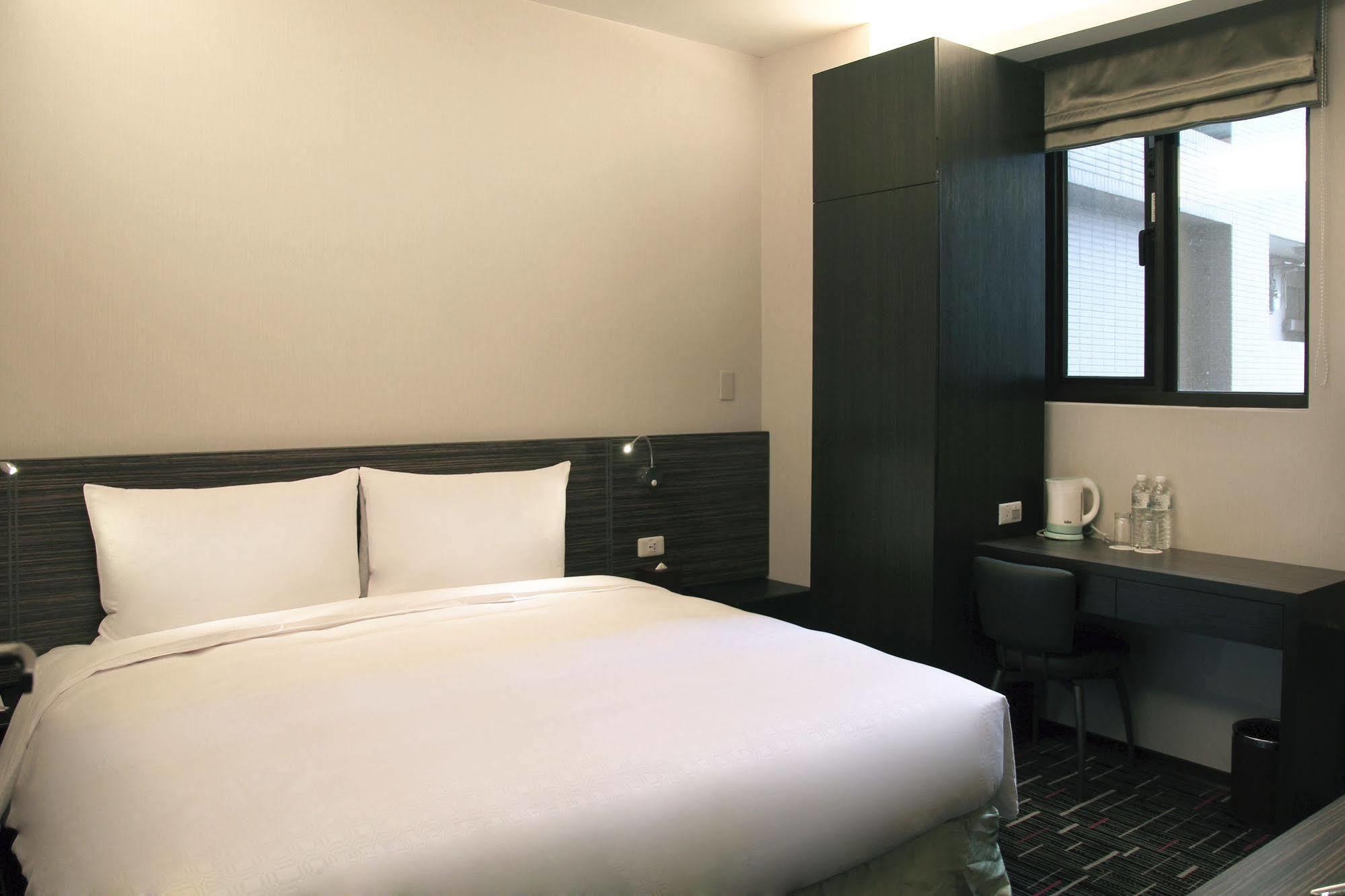 Capital Hotel Songshan Taipei Exterior foto